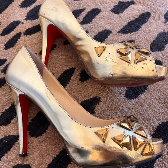 Designer inspired gold pumps size euro 40 - Picture 1 of 14